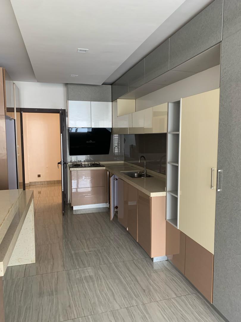 Appartement Duplex F4 – 9ème étage – Résidence Keur Maty, Cité Keur Gorgui